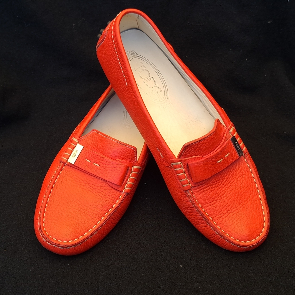 Tods Driving Slip On Loafer Orange Red Leather Womens Size 8